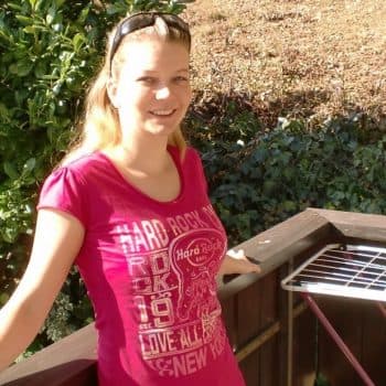 Profil de Emna, 27 ans, Femme sexe à Rians (Cher)