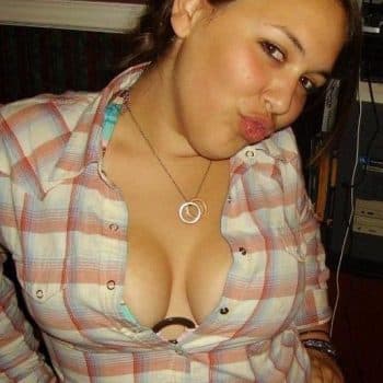 Profil de Lyne, 31 ans, Femme sexe à Belmont-Sainte-Foi (Lot)