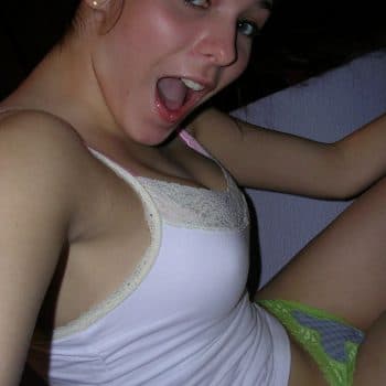 Profil de Théana, 30 ans, Femme sexe à Chassiers (Ardèche)