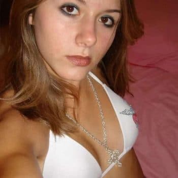 Cameron - Femme sexe à Canens Profil de Cameron, 25 ans, Femme sexe à Canens (Haute-Garonne)