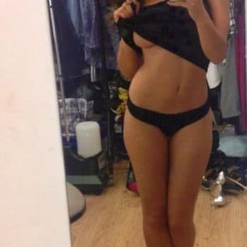 Profil de Safia, 26 ans, Femme sexe à Nades (Allier)