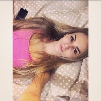 Fanny - Femme sexe à LesMolières Profil de Fanny, 32 ans, Femme sexe à LesMolières (Essonne)