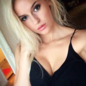 Octavia - Femme sexe à Castelnau-de-Médoc Profil de Octavia, 29 ans, Femme sexe à Castelnau-de-Médoc (Gironde)