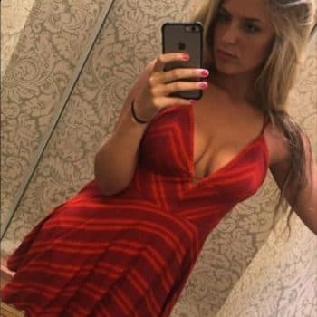 Zoey - Femme sexe à Cernay Profil de Zoey, 23 ans, Femme sexe à Cernay (Calvados)