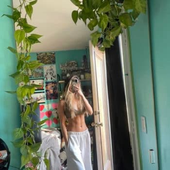 Profil de Thelma, 25 ans, Femme sexe à Bioussac (Charente)