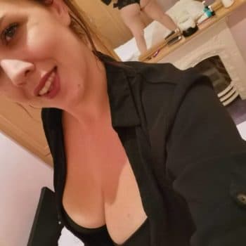 Profil de Almas, 24 ans, Femme sexe à Barberier (Allier)
