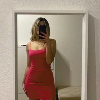 Profil de Hana, 22 ans, Femme sexe à Rians (Cher)