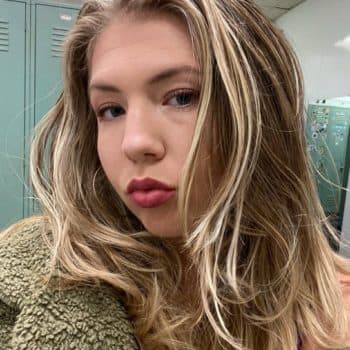 Profil de Bayan, 27 ans, Femme sexe à Abancourt (Oise)