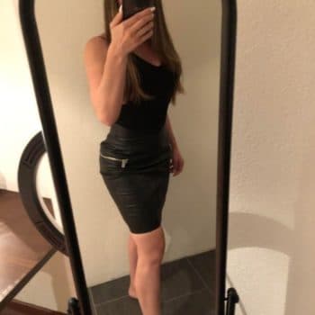 Profil de Augustine, 31 ans, Femme sexe à Colombiers (Charente-Maritime)