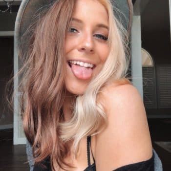 Cécile - Femme sexe à Brasc Profil de Cécile, 23 ans, Femme sexe à Brasc (Aveyron)