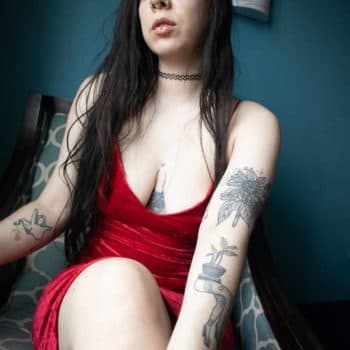 Joud - Femme sexe à LesMayons Profil de Joud, 32 ans, Femme sexe à LesMayons (Var)